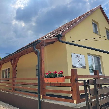 Venusz Ueduelocentrum Tiszacsege Ngoại thất bức ảnh
